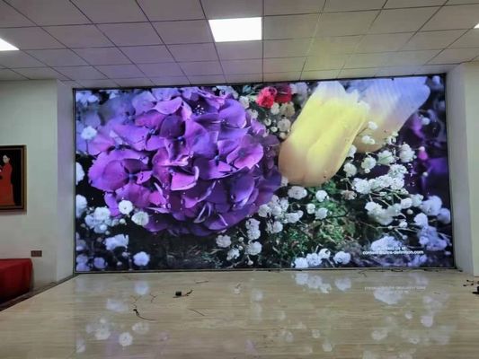 تصميم الصيانة الأمامية في الداخل شاشة LED ملونة كاملة P3.9 للعرض والصيانة السهلة