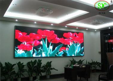 شاشة إعلانات LED مضادة للماء والرطوبة في الهواء الطلق