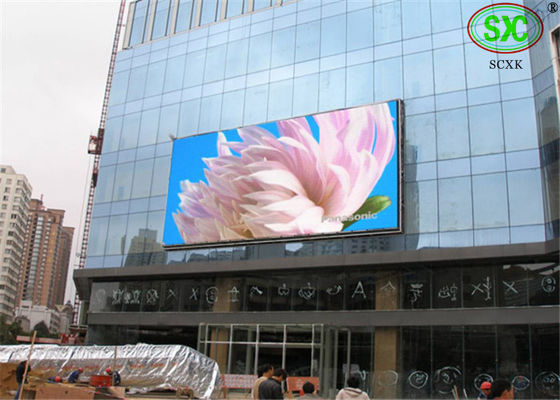 سعر جيد لوحات الإعلانات LED بالألوان الكاملة DIP346 P16 ، شاشات LED للإعلانات الإلكترونية من المركز التجاري Plaza الانترنت