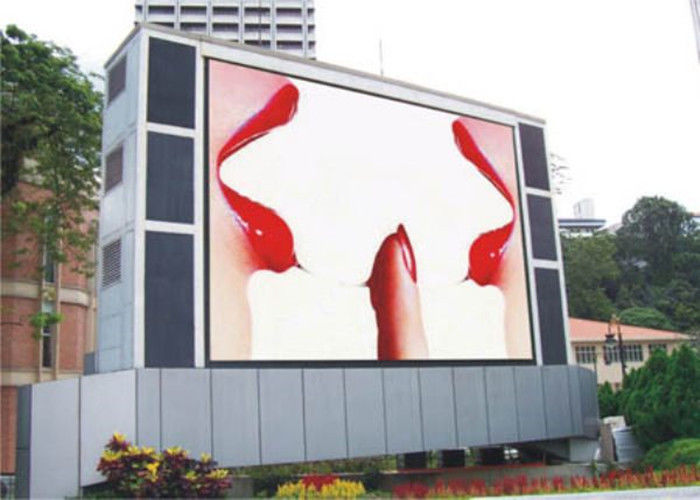 الشاشة الكبيرة الموجّهة بالليل في الهواء الطلق بألوان كاملة Novastar Control Advertising Led Billboard