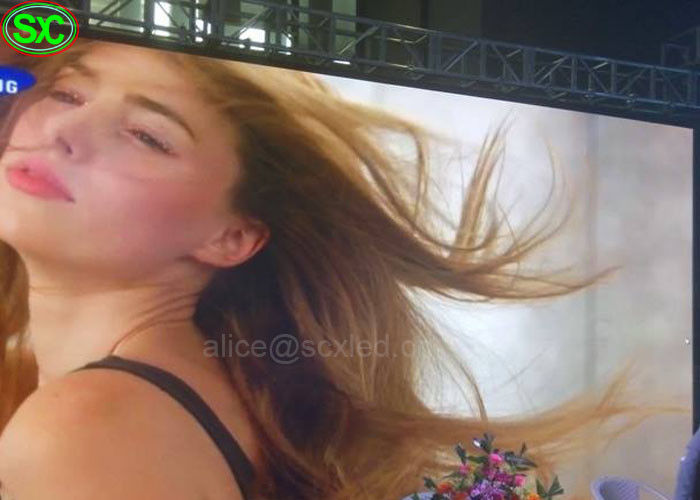 110V أحداث المرحلة الصمام شاشات ملونة كاملة، SMD2121 P5 داخلي الفيديو أدى توفير الطاقة جدار