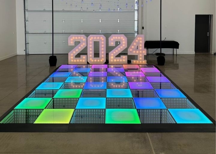Full Color P10 LED Dance Floor Light 320*160mm Module Aluminum 1/4 Scan IP65 مقاوم للماء