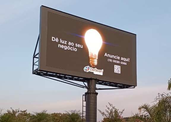 تأجير كامل لون معلق ليد العرض P8 في الهواء الطلق مقاوم للماء IP65 DC5V 32 * 16 دقة