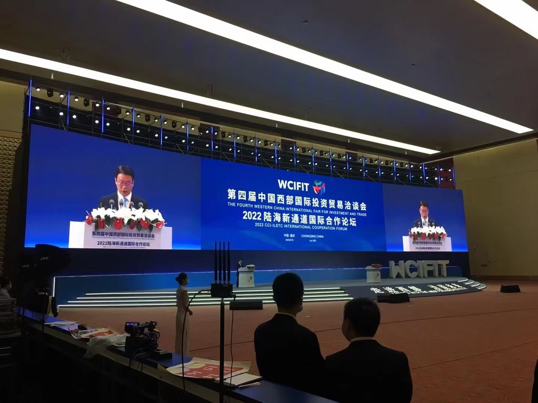 استئجار شاشة HD 1R1G1B داخلية الصب الصب الألومنيوم P4 LED لوحة العرض LED جدار الفيديو