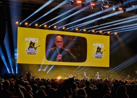 شاشة الألومنيوم المسبوكة عالية الجودة وحدة قابلة للتخصيص عرض LED HD مربع مقاوم للماء 320 * 160mm نظام IP65 NOVA