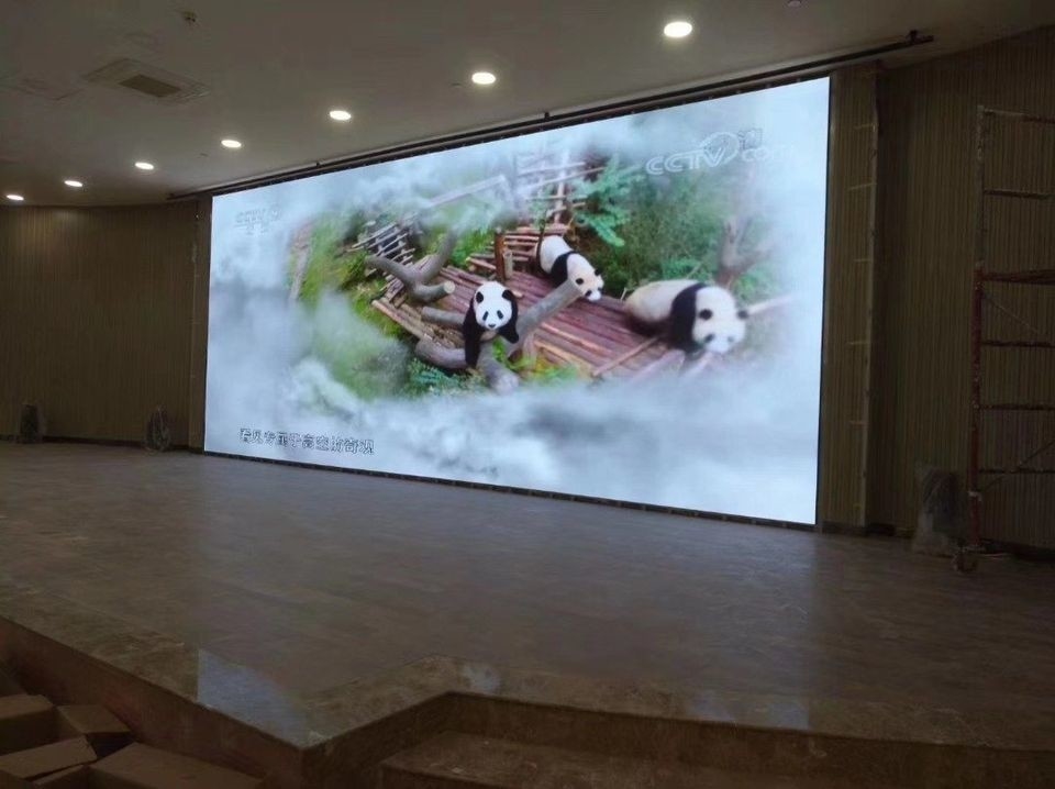 إيجار الألومنيوم المصبوب الصبغ في الهواء الطلق شاشات LED ملونة كاملة للملاعب والمطارات ومراكز التسوق