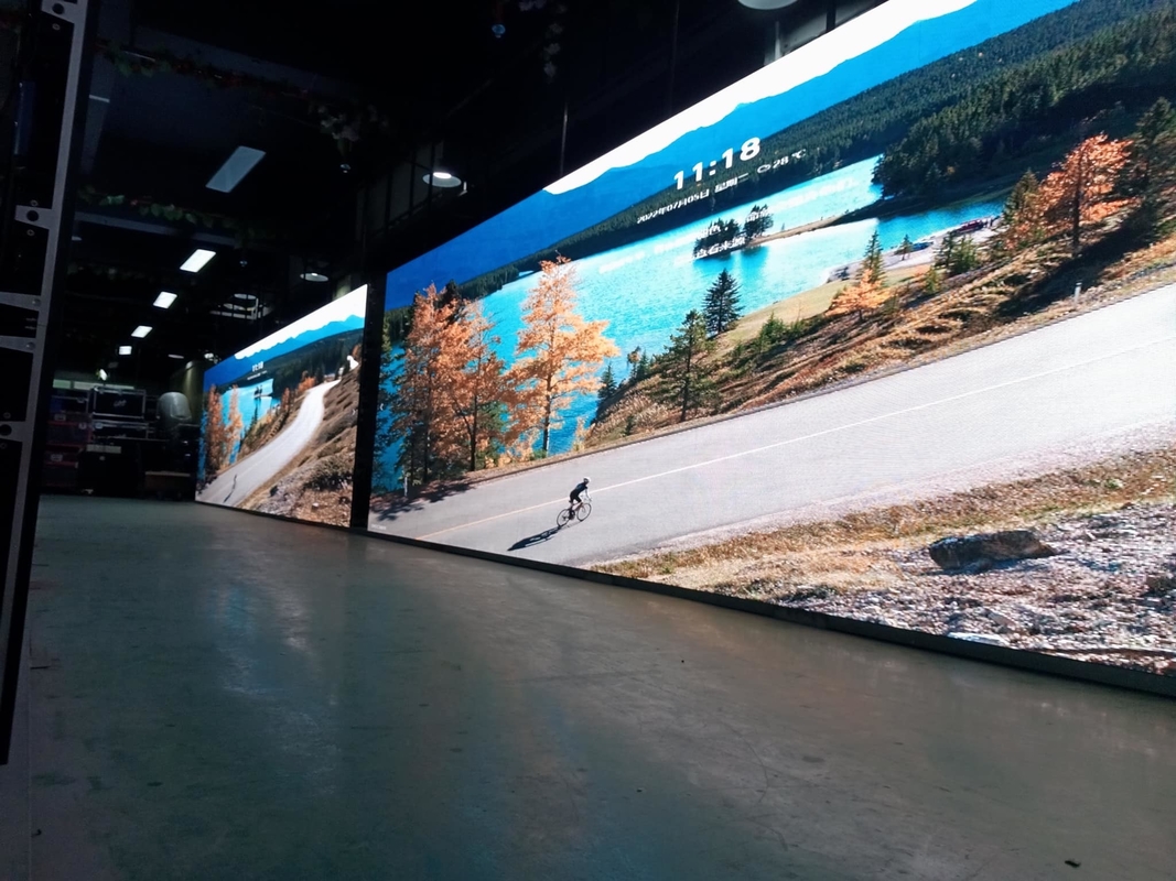 16:9 غرفة التحكم كوب ميني 4K P0.9 P1.2 P1.5 P1.8 داخلية LED فيديو جدار Videotron شاشة شاشة