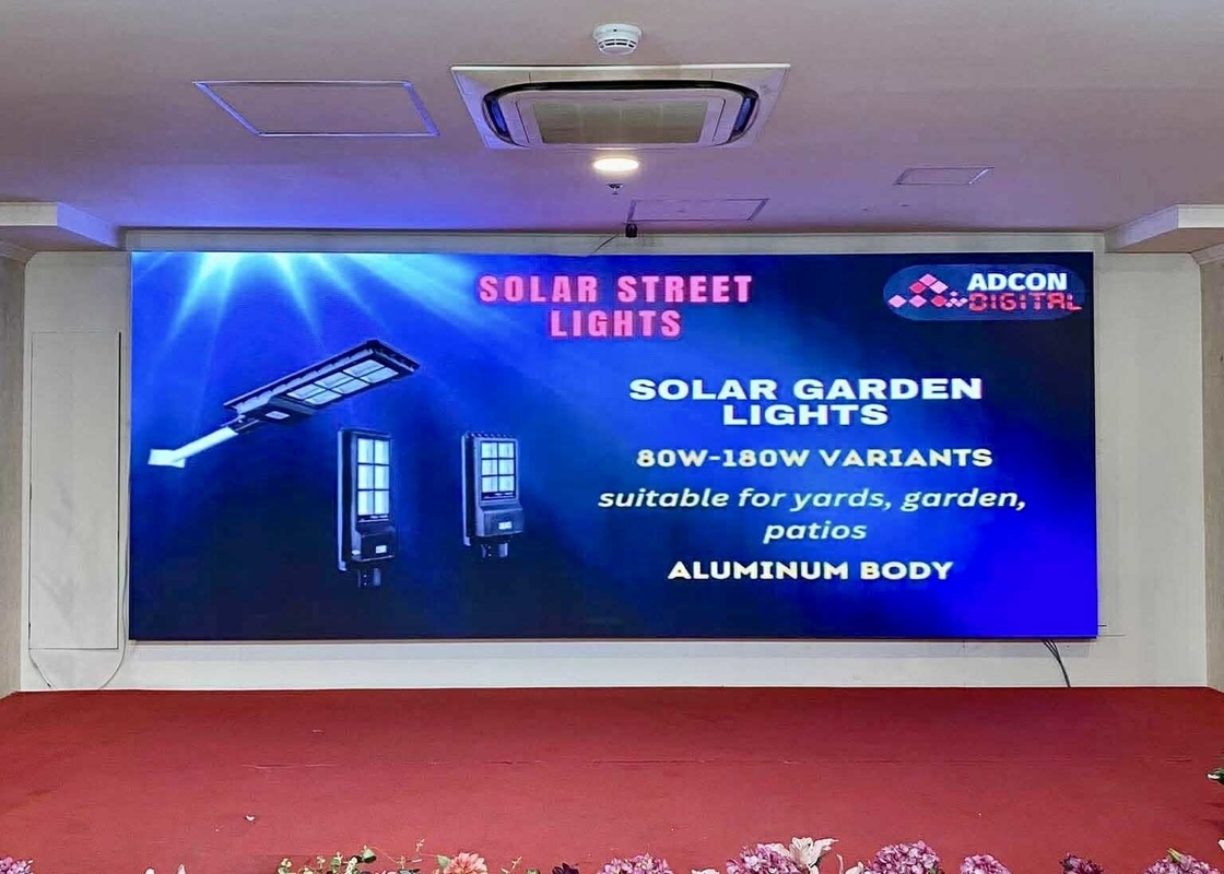 COB P1.25 خزانة الألومنيوم الداخلية للصب الصب الصباري شاشة LED ملونة كاملة DC5V وحدة الإعلانات 160 * 160mm