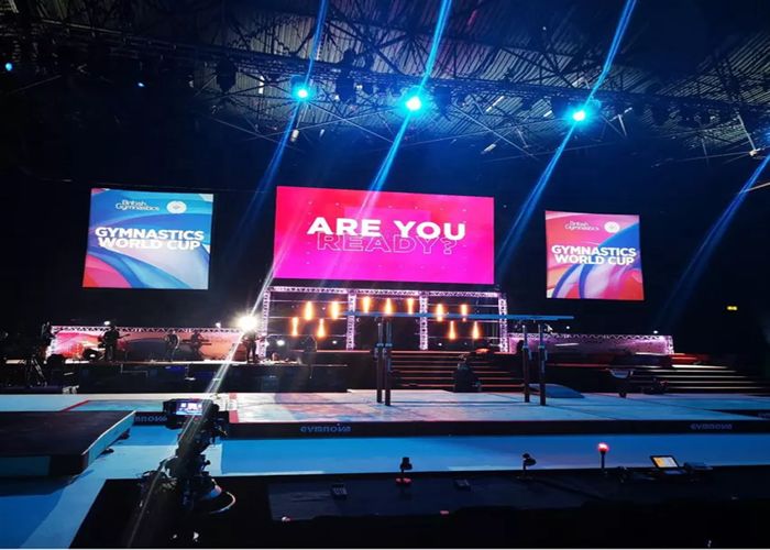 شاشات LED للإيجار مُخصصة لعروض الإضاءة المسرحية بأسعار لا تُضاهى