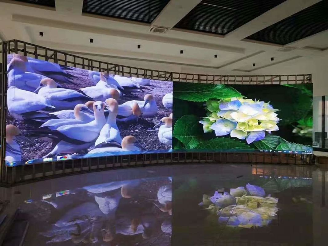 عازل المياه HD شاشة استئجار مخصصة P4 داخلية كاملة الألوان شاشة LED لوحة إعلانية