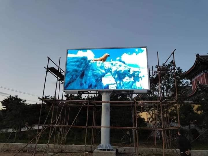 شاشة عرض LED للتأجير للإعلانات Outdoo P6 960X960 لوحات إعلانية للخزانة بإطار من الألومنيوم ， معدل تحديث 1920 هرتز ， 6500 قرص مضغوط