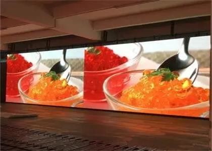 شاشة عرض LED للإعلان P3.91 عالية الدقة 2000cd / M2 وحدة خفيفة الوزن