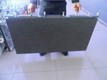 وحدة عرض معلومات LED IP65 P6 معلقة في الهواء الطلق ، سطوع خزانة الألمنيوم المصبوب 7500