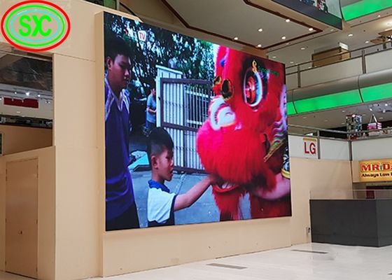 سعر جيد شاشة LED للإعلانات بالألوان الكاملة الداخلية 768 مم × 768 مم مضادة للكهرباء الساكنة الانترنت