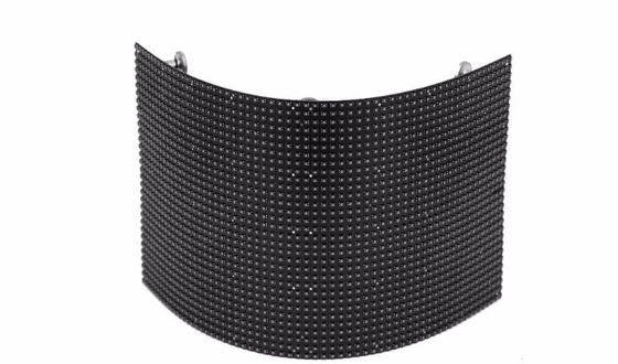 سعر جيد شاشة LED مرنة ناعمة P4، كثافة البكسل 62500 نقطة / متر مربع، شاشة LED خارجية SMD، شاشة فيديو LED متصل