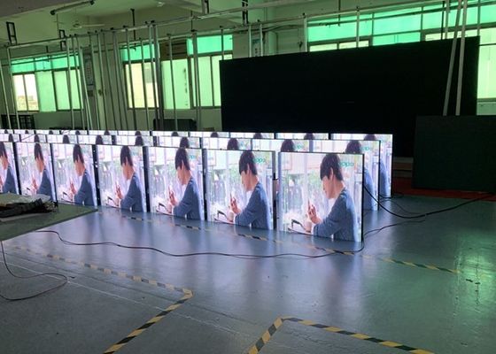سعر جيد خزانة LED داخلية خفيفة الوزن غير ملحومة RGB P4 مع مصدر طاقة G للطاقة الانترنت
