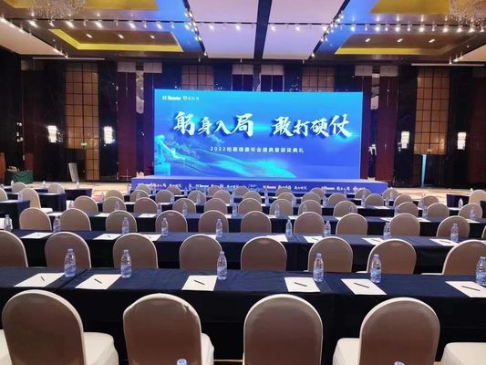 شاشة عرض LED ملونة كاملة داخلية P3.91 شاشة كبيرة لجدار فيديو المسرح