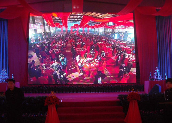 سعر جيد شاشة إيجار LED داخلية P2 Full Color HD LED Video Wall للخلفية المسرحية الانترنت