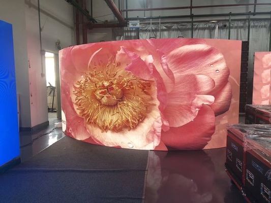 شاشة LED ذات لون كامل داخلية P3.91SMD شاشة ألومنيوم صبغ 65410 نقطة / مربع متر