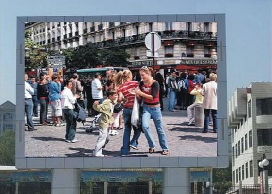 معدل تحديث عالي 3840 هرتز لوحات الإعلانات LED مع الجهد العامل DC5V ومتانة طويلة