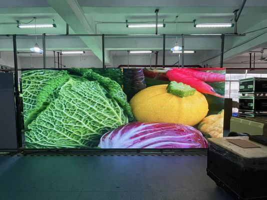 سعر جيد شاشات LED ذات مستوى ارتفاع في معدل التحديث مع وحدة 250 * 250 مم و 16.7 مليون لون الانترنت