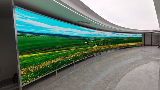 المادة المعدنية للخزانة من الألومنيوم العرض المصباح الثابت مع حجم الخزانة المخصصة و Mtbf 5000 ساعة