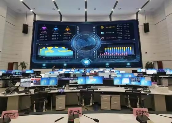 سعر جيد استئجار الشاشة المنحنية / التثبيت الثابت P4 مضاد للماء SMD في الهواء الطلق كامل اللون 960 * 960MM شاشة إعلانات LED الانترنت
