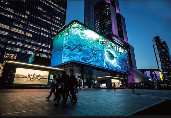شاشة LED عالية الدقة في الهواء الطلق p10 كاملة الألوان مع أداء مستقر لإشارة البث التلفزيوني 10mm Pixel Pitch 7000 cd/m2 Brightness 16.7 مليون لون IP65/IP54 حماية 800W/m2 أقصى طاقة