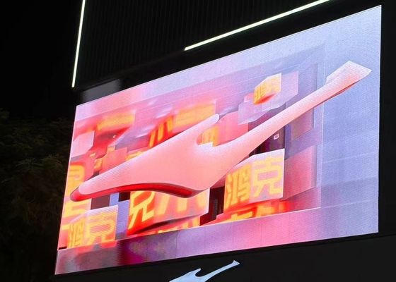 860w / m2 متوسط استهلاك الطاقة لوحات إعلانية LED مع Pixel 1R1G1B الحقيقي ونظام التحكم Novastar الكامل