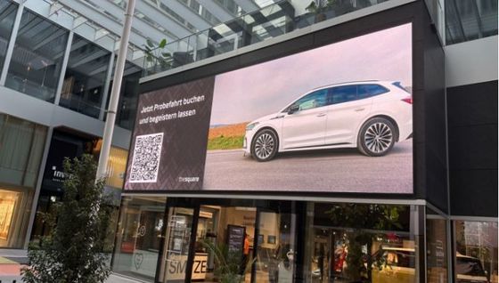 مواد خزانة الألومنيوم الشاشة المصممة LED مع 192*192mm حجم الوحدة وطريقة صيانة الخدمة الخلفية