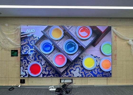 3 و زاوية المشاهدة المثلى من 1m-10m للدولة من بين الفن داخل RGB شاشة LED