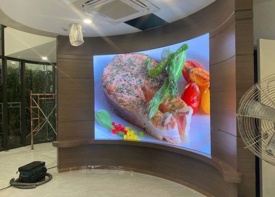 سعر جيد Soft Module Curved Screen Waterproof HD Customizable Rental Screen P4 Indoor Full Color LED Display Billboard الانترنت