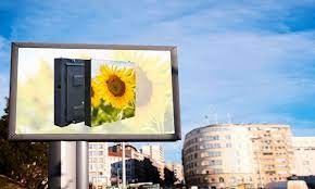 ارفع مستوى استراتيجية الإعلان الخاصة بك باستخدام لوحات LED الإعلانية الخارجية معدل التحديث 3840 هرتز زاوية الرؤية 120 درجة / 60 درجة