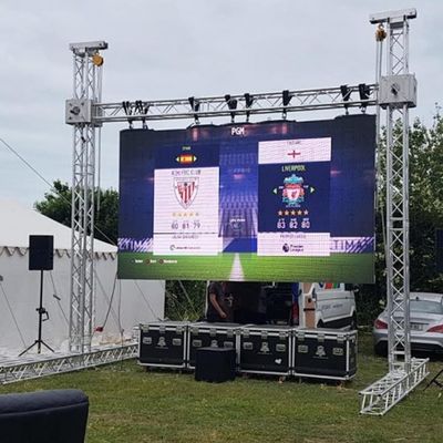 تأجير شاشة LED للإيجار بحجم لوحة 500*500 ملم وتدرج رمادي 14-16 بت