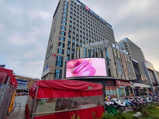 جودة شاشة LED ملونة كاملة P6 خارجية للتثبيت الثابت بخزانة مقاس 960 × 960 مم وسطوع 6000 مصنع