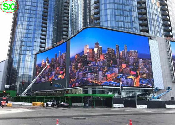 سعر جيد IP65 بالألوان الكاملة في الهواء الطلق تأجير شاشة LED بناء الجدار المنحني P10 مقاوم للماء الانترنت