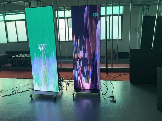 سعر جيد 680x2000ملم حجم الشاشة إعلان شاشة LED توفر ألوان نابضة بالحياة ورؤية عالية في بيئات مختلفة الانترنت