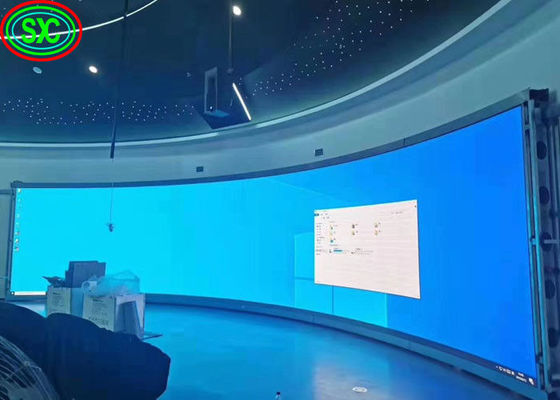 شاشة LED ملونة كاملة داخلية عالية الدقة P3.91 مع خزانة زاوية قابلة للتعديل