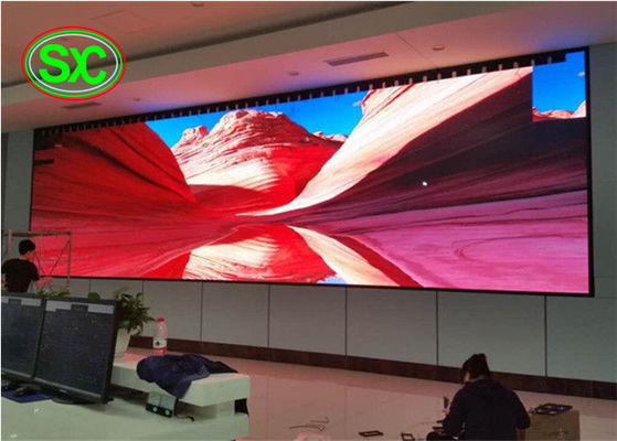 سعر جيد شاشة عرض HD داخلية P2.5mm SMD LED LED مع 160000 نقطة / متر مربع متصل