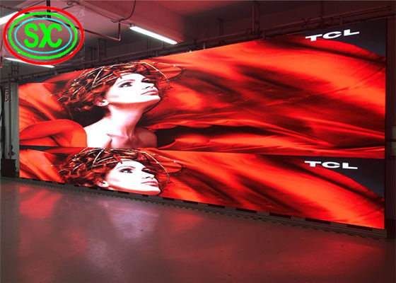 سعر جيد متجر الملابس P2.5 الملصق المرآة الداخلية Full Color LED 192mm X 192mm full color led display الانترنت