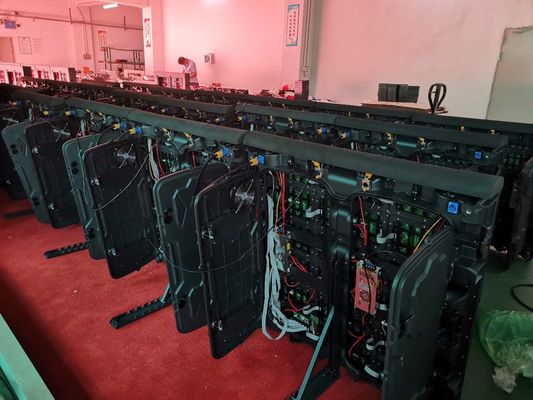 شاشة LED لملعب كرة القدم 5500cd / متر مربع P10 960 * 960mm