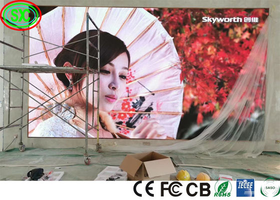 RS485 P2 P3 P4 SMD2121 الإعلانات LED Video Wall IECEE كامل اللون LED شاشة عرض LED