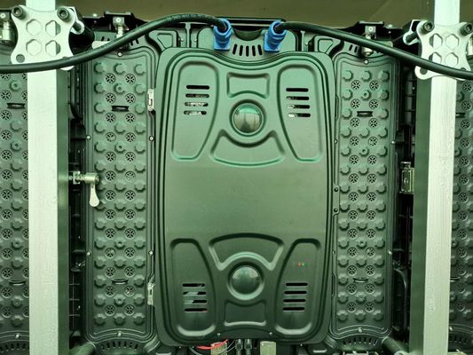 سعر جيد شاشة LED للإيجار خفيفة الوزن قابلة للبرمجة ، خدمة أمامية داخلية p3 576x576 شاشة عرض بخزانة ， 1920 هرتز معدل التحديث الانترنت