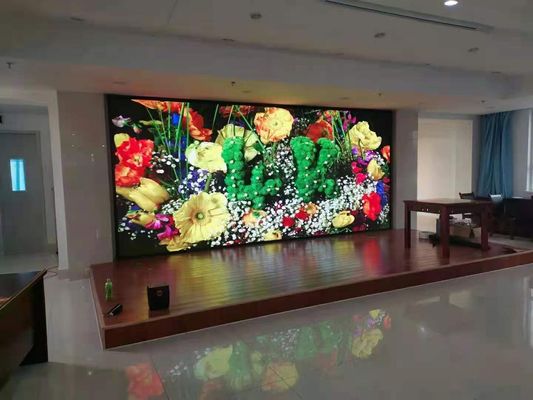سعر جيد شاشات LED داخلية ثابتة المرحلة P3 576x576mm خزانة 111111 نقطة / متر مربع كثافة البكسل ， سطوع 1200 ， معدل تحديث 1920 هرتز الانترنت