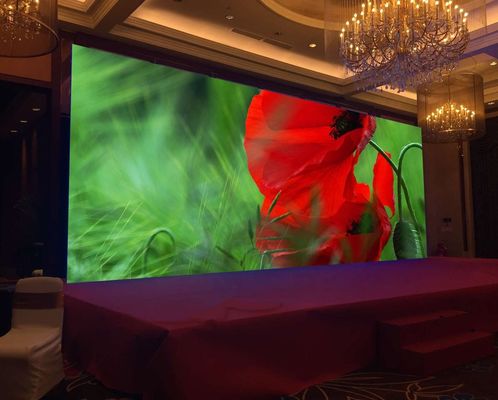 سعر جيد لوحة LED داخلية GOB سعر P2.5 لون كامل 4K HD LED شاشة تلفزيونية الانترنت