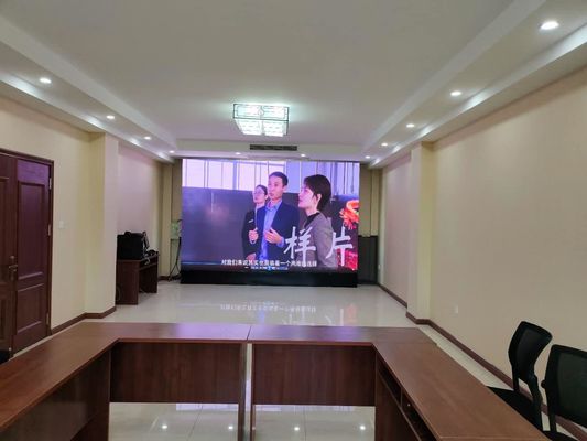 سعر جيد شاشة عرض LED لخلفية الزفاف داخلي P3 576X576MM تأجير LED لوحة حائط معيارية الانترنت