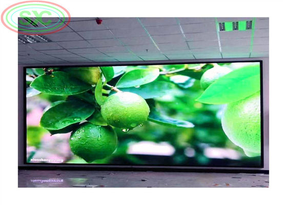 سعر جيد شاشة LED داخلية ملونة كاملة P 4 بكسل 64 * 32 نقطة مثبتة على الحائط الانترنت